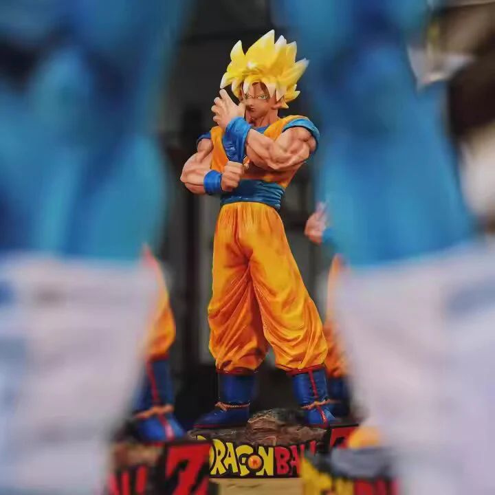 Dragon Ball Z – Super Saiyan Goku Limited Edition Figure